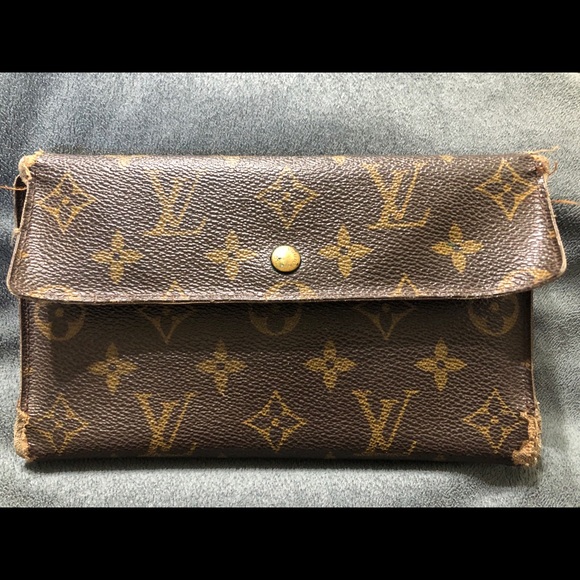 Louis Vuitton Handbags - Vintage Authentic Louis Vuitton Continental Wallet